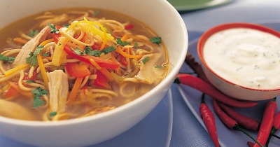 Kycklingsoppa med nudlar