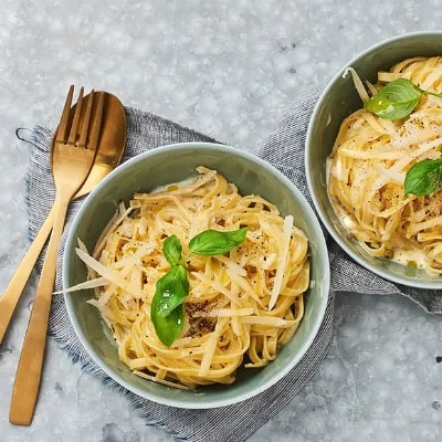 Pasta Alfredo med kyckling